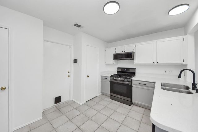 403 Willow West Drive, Houston, TX 77073