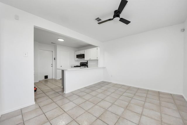 403 Willow West Drive, Houston, TX 77073