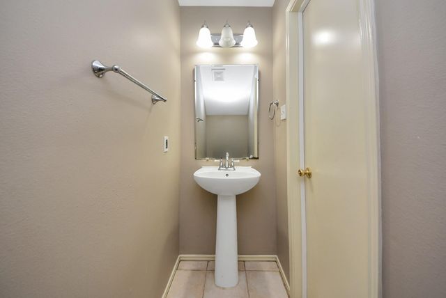 403 Willow West Drive, Houston, TX 77073