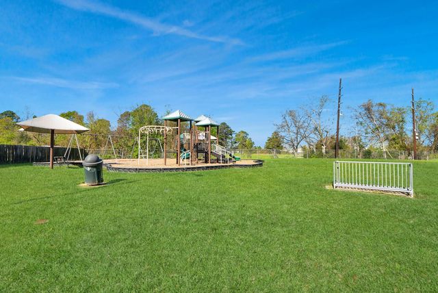 403 Willow West Drive, Houston, TX 77073