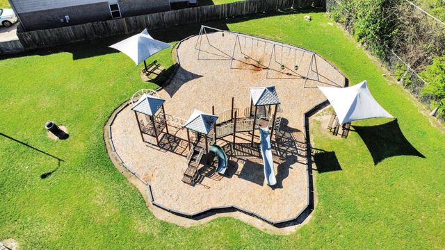 403 Willow West Drive, Houston, TX 77073