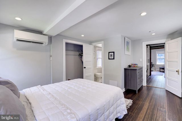 916 45TH PLACE, Washington, DC 20019