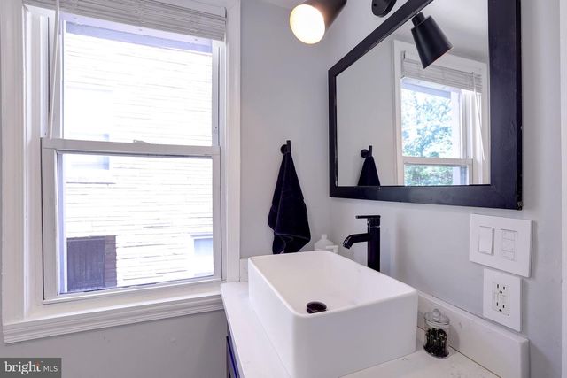 916 45TH PLACE, Washington, DC 20019