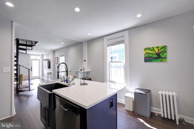 916 45TH PLACE, Washington, DC 20019