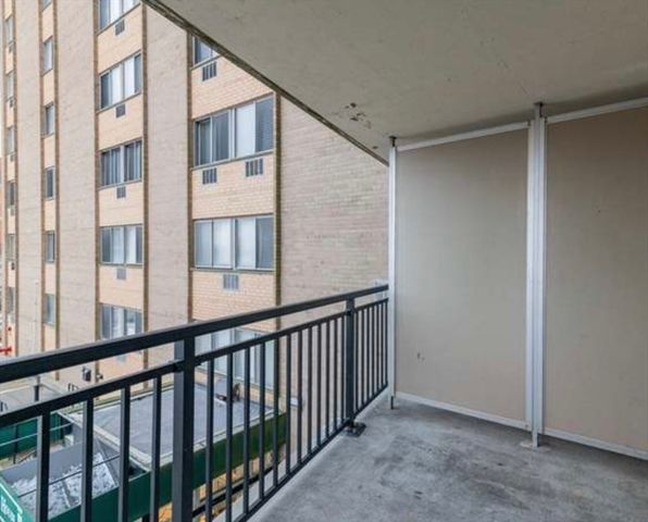 1025 Hancock St 2M, Quincy, MA 02169