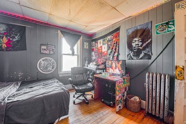 48 Simmons Ave, Brockton, MA 02301