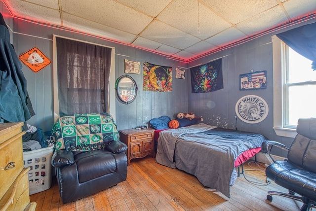 48 Simmons Ave, Brockton, MA 02301