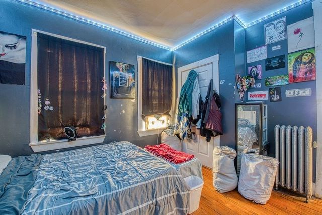 48 Simmons Ave, Brockton, MA 02301