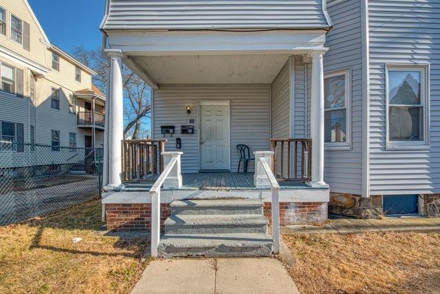 48 Simmons Ave, Brockton, MA 02301