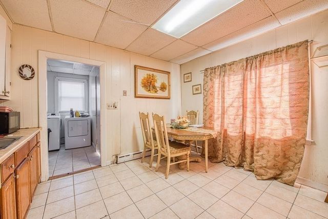 48 Simmons Ave, Brockton, MA 02301