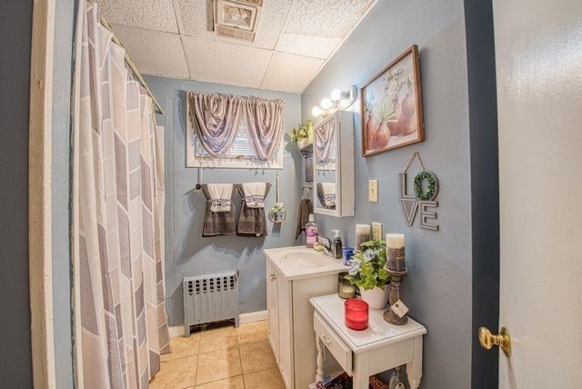 48 Simmons Ave, Brockton, MA 02301