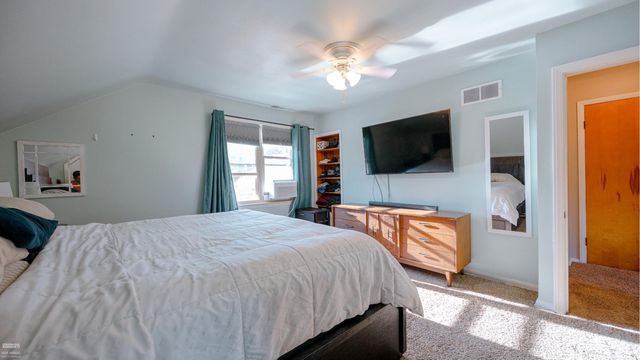 23121 Liberty Street, Saint Clair Shores, MI 48080