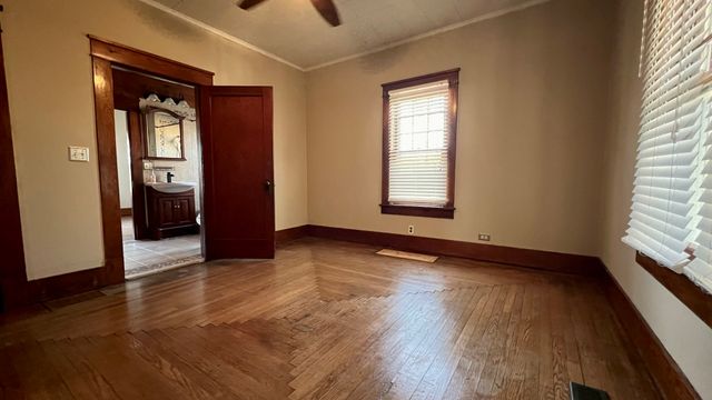 505 California St Street, Carterville, IL 62918