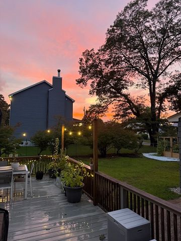 13 Cooper Rd, Natick, MA 01760