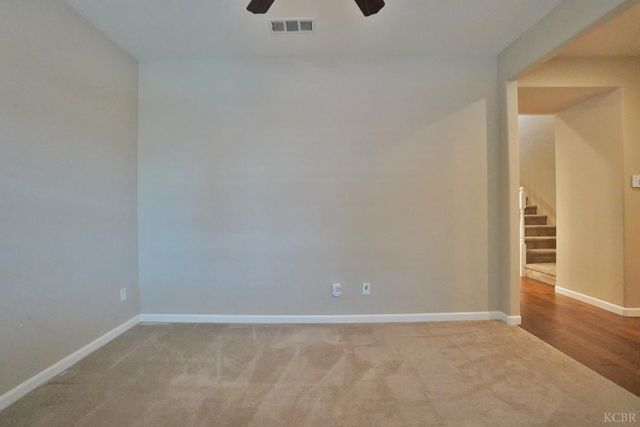 1795 W Van Gogh Way, Hanford, CA 93230