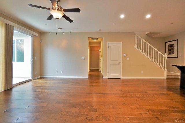 1795 W Van Gogh Way, Hanford, CA 93230