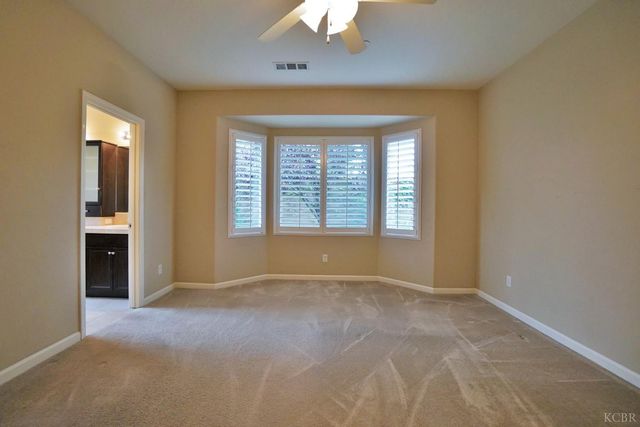 1795 W Van Gogh Way, Hanford, CA 93230