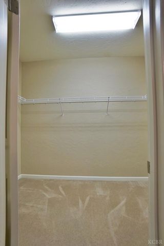 1795 W Van Gogh Way, Hanford, CA 93230