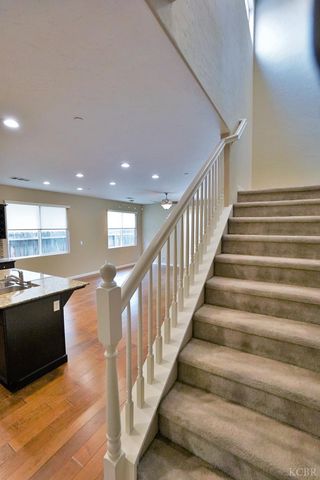 1795 W Van Gogh Way, Hanford, CA 93230