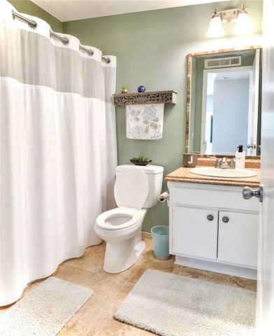 10 Sunflower, Irvine, CA 92604