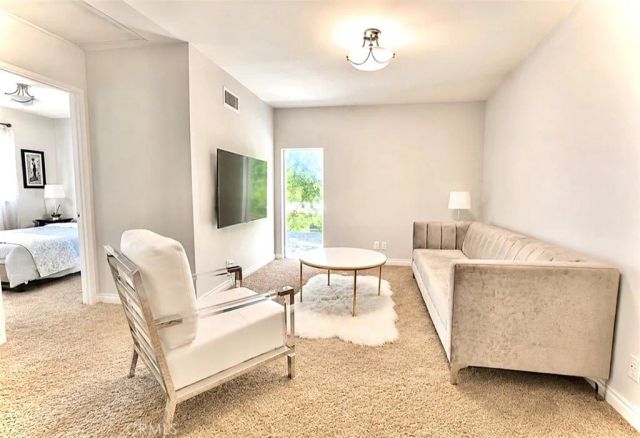 10 Sunflower, Irvine, CA 92604