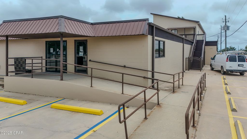 1220 Transmitter Road, Panama City, FL 32404