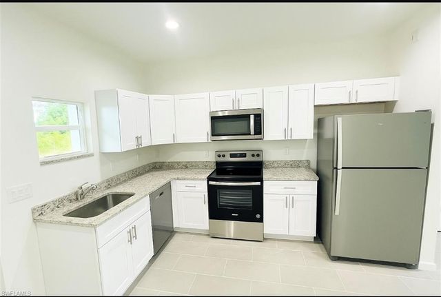 4111 8th ST SW, Lehigh Acres, FL 33976