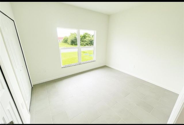 4111 8th ST SW, Lehigh Acres, FL 33976