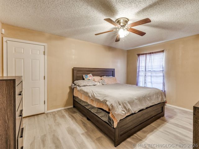 13025 E 28th Place, Tulsa, OK 74134