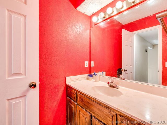 13025 E 28th Place, Tulsa, OK 74134