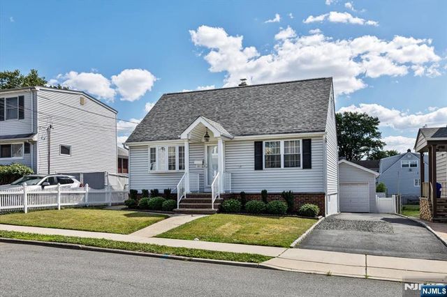 352 Wilson Avenue, Lyndhurst, NJ 07071