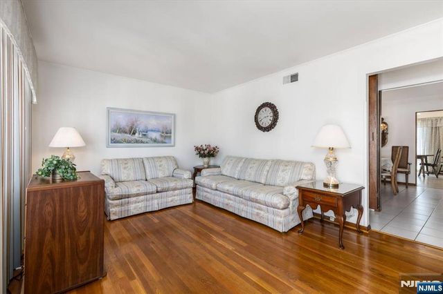 352 Wilson Avenue, Lyndhurst, NJ 07071