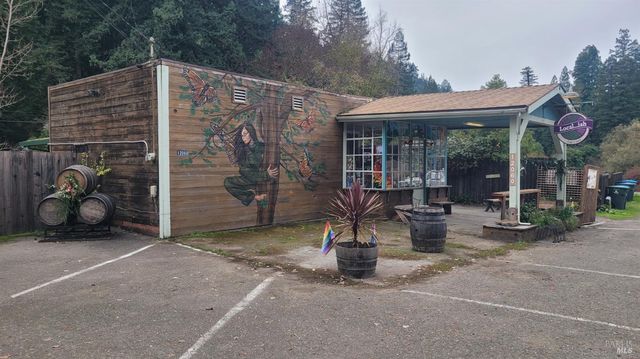 12060 Hwy 116 Hwy, Guerneville, CA 95446
