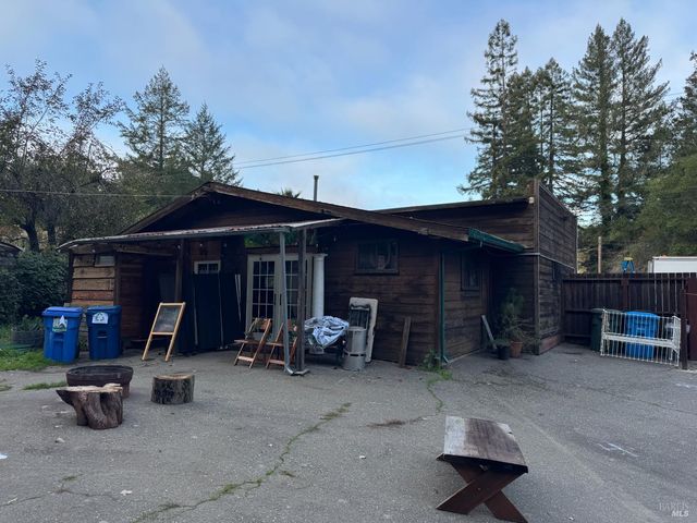 12060 Hwy 116 Hwy, Guerneville, CA 95446