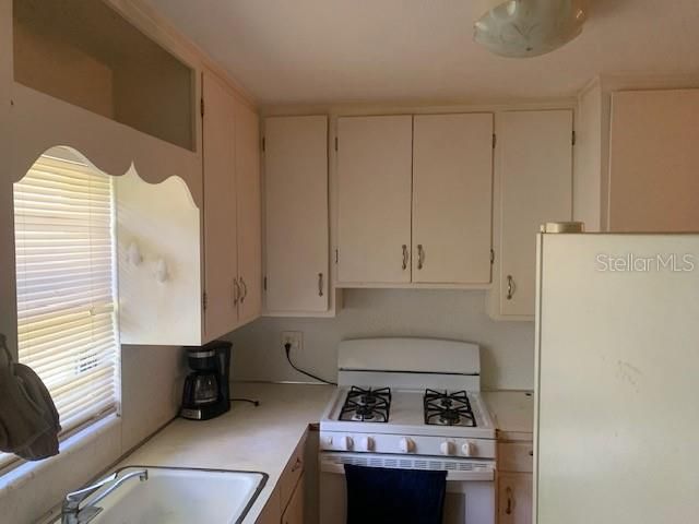 1406 PEMBROOK DRIVE, Leesburg, FL 34748