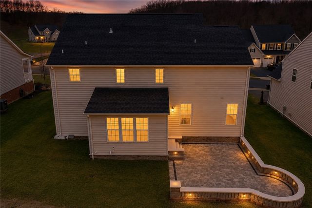 4448 Walnut Ridge Cir, South Fayette, PA 15057