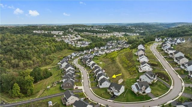 4448 Walnut Ridge Cir, South Fayette, PA 15057