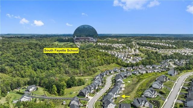 4448 Walnut Ridge Cir, South Fayette, PA 15057