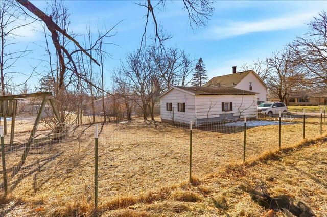 111 James Street, Portage, WI 53901