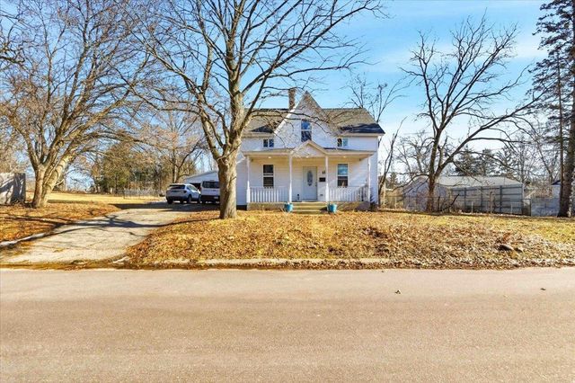 111 James Street, Portage, WI 53901