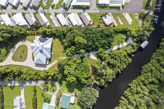 4381 Broadway AVE W, Estero, FL 33928