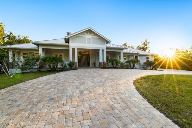 4381 Broadway AVE W, Estero, FL 33928