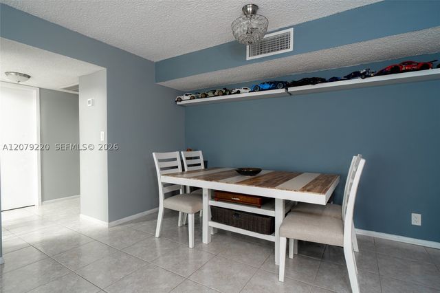 2001 Atlantic Shores Blvd 320, Hallandale Beach, FL 33009