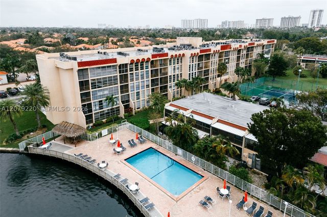 2001 Atlantic Shores Blvd 320, Hallandale Beach, FL 33009