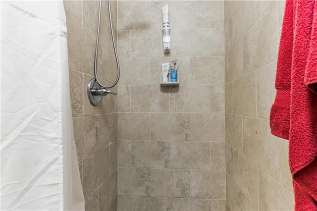 9 Quail Run, Decatur, GA 30035