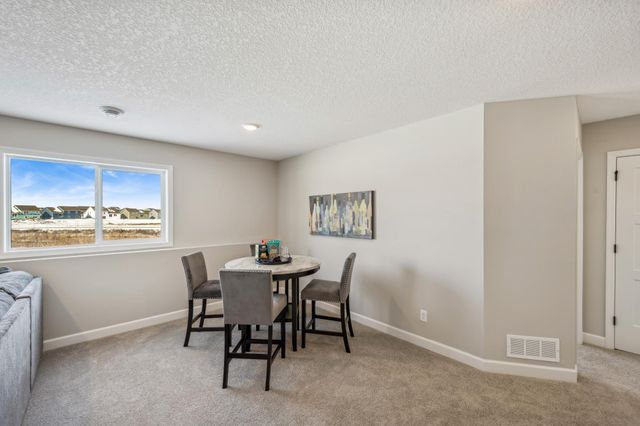 941 Kepler Avenue NE, Hanover, MN 55341