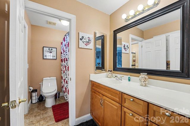 4602 Waterford Drive NW, Concord, NC 28027