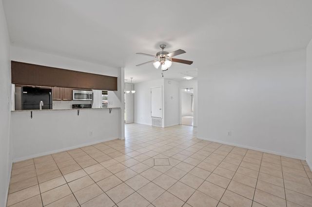 112 River Hills Ave, San Marcos, TX 78666