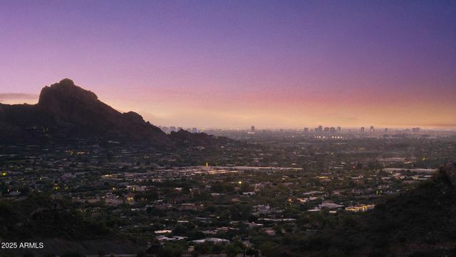 7045 N INVERGORDON Road W, Paradise Valley, AZ 85253