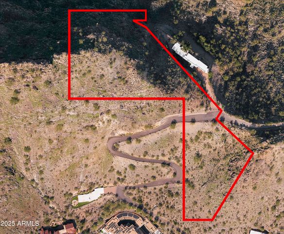 7045 N INVERGORDON Road W, Paradise Valley, AZ 85253